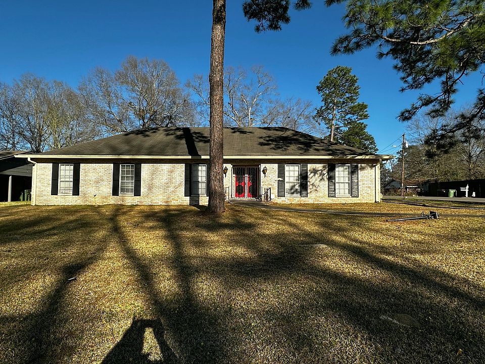 1st image of 901 N 31st Ave