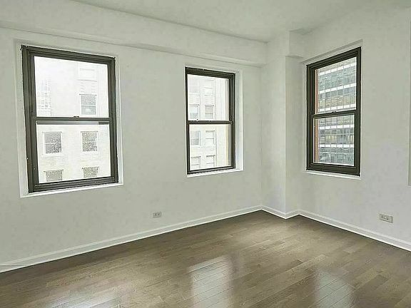 4th image of 56 Pine St APT 14E