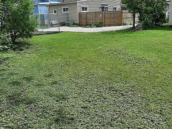 3 combined lots, room to build