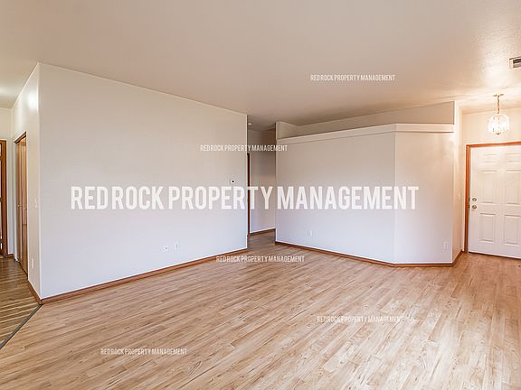 3rd image of 23008 E Oldenburg Ln