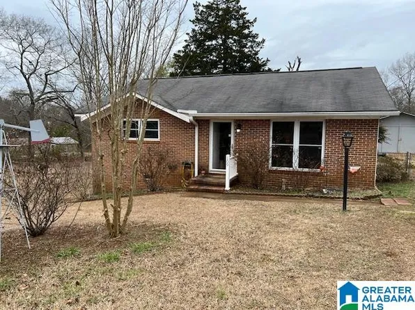 109 Clairmont Dr, Talladega, AL 35160