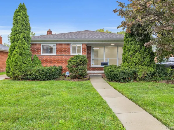 8347 Dixie Ln, Dearborn Heights, MI 48127