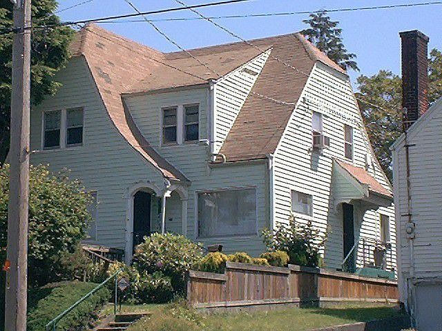 Beacon Hill Charmer!!