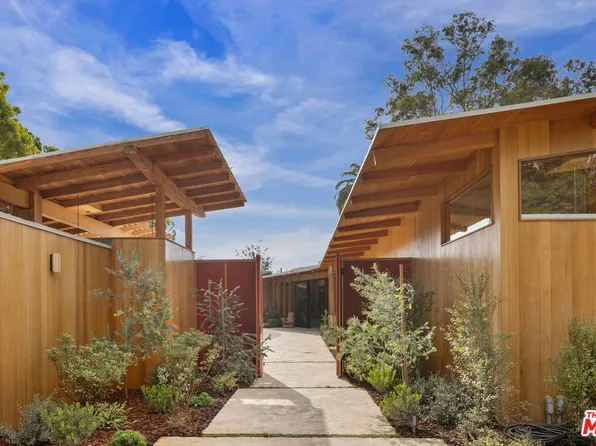 765 N Bonhill Rd, Los Angeles, CA 90049