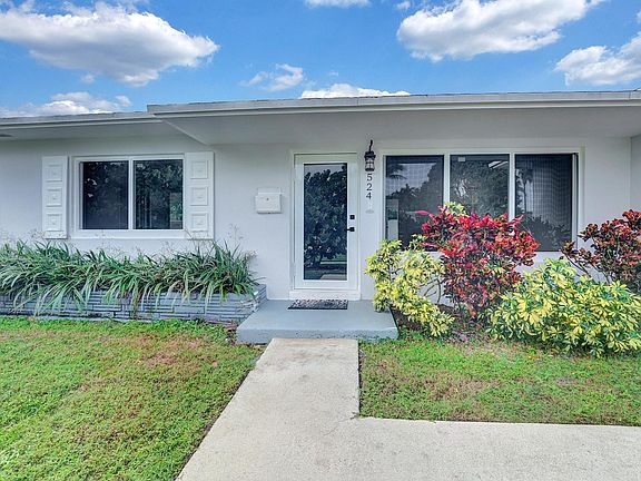 3rd image of 524 Lighthouse Drive