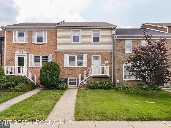 2nd image of 1304-A Commonwealth Ave