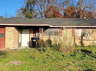 1610 Berry Ln, Longview, TX 75602