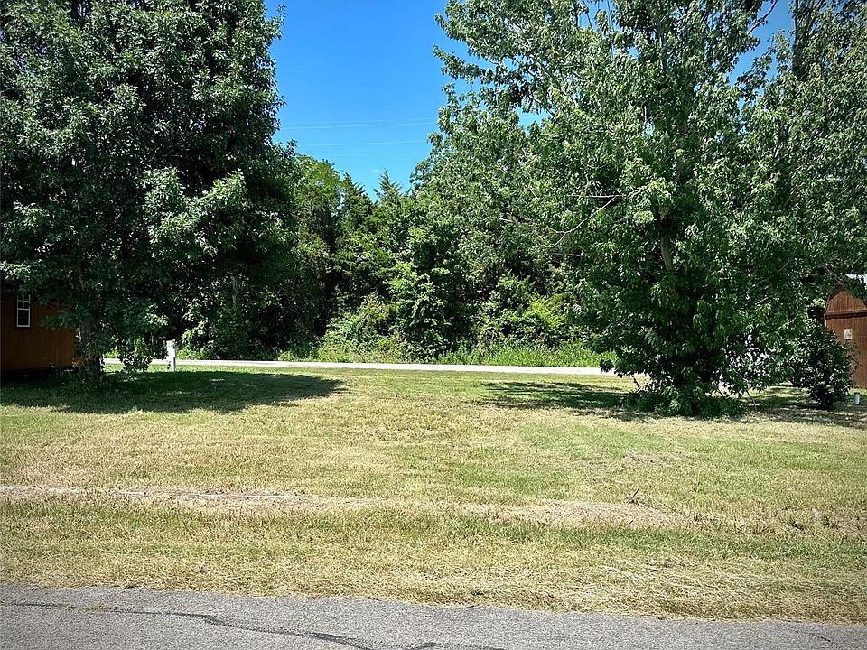 1st image of Blue Heron Way