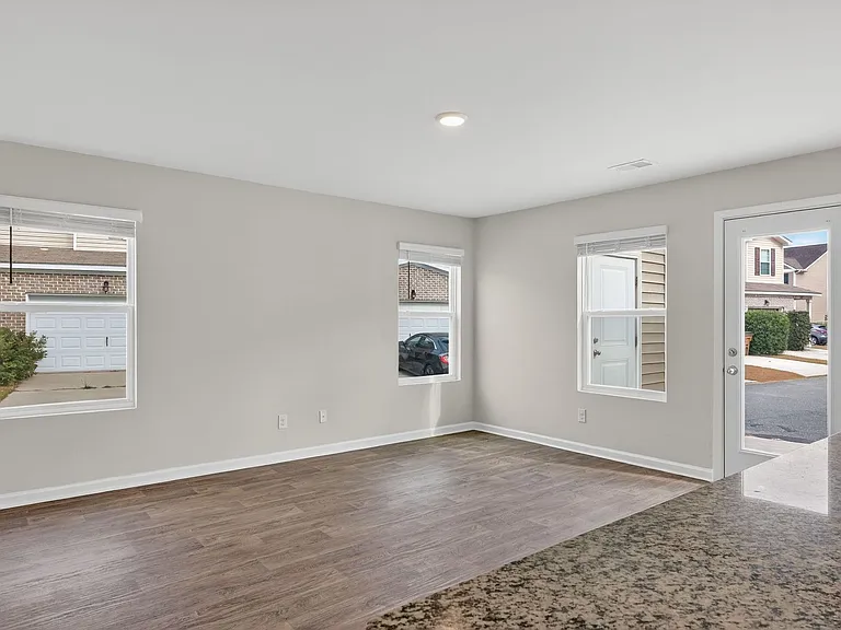 127 Birch Cir — Photo 6