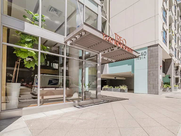 1240 India St #301 — Photo 2