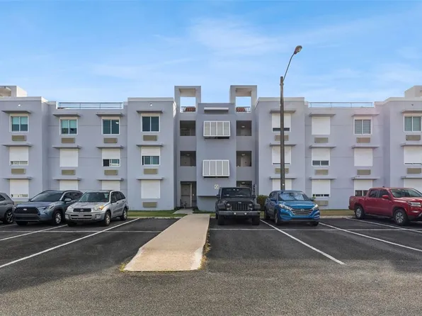 301 Parque De #301-TOA, Toa Baja, PR 00949