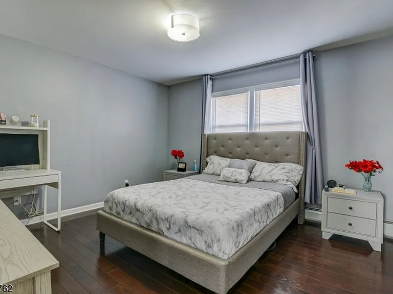 218 Grand St #1 — Photo 6