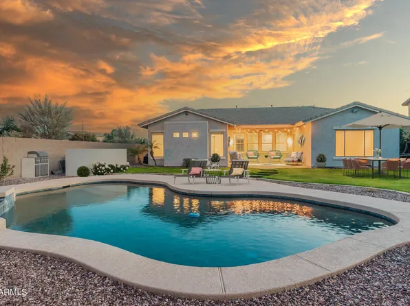 986 E LODGEPOLE Drive, Gilbert, AZ 85298