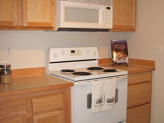 3rd image of 14007 69th Dr SE Unit A1