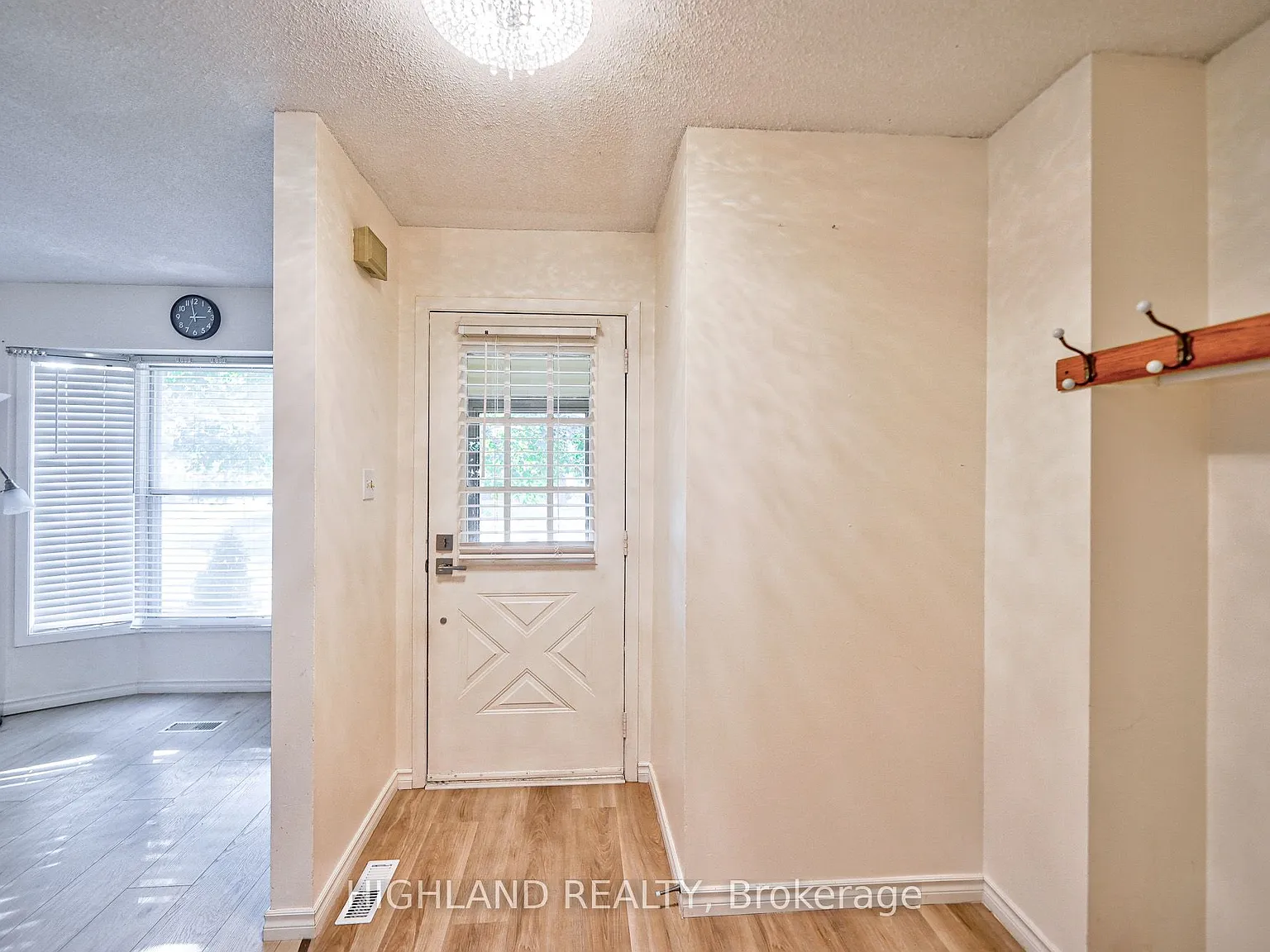 3 bed, $3,150 — Photo 2