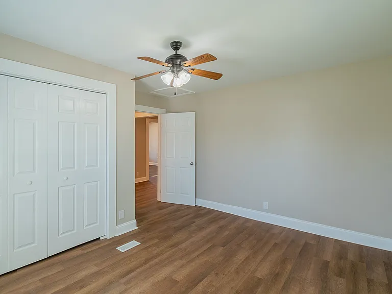 69 Lowe Ave NW — Photo 20