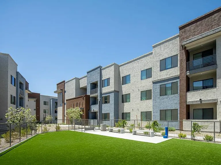 Parc Lofts — Photo 11