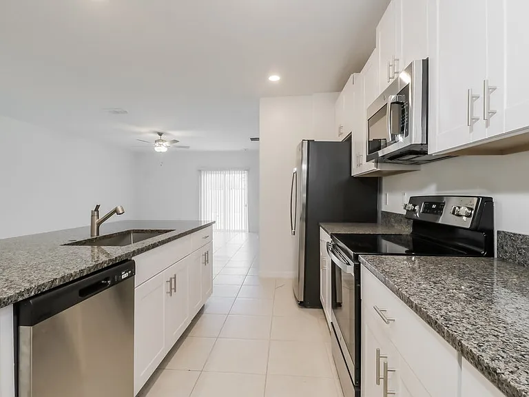 17900 Beaming Rays Ln — Photo 9