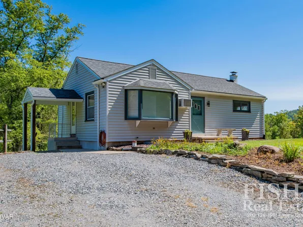 2138 Poco Farm Rd, Williamsport, PA 17701