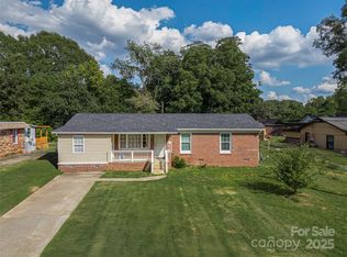 3030 Randy Dr, Gastonia, NC 28052