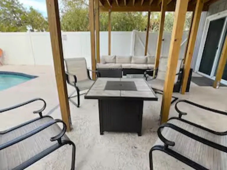 Sarapointe Ct — Photo 18