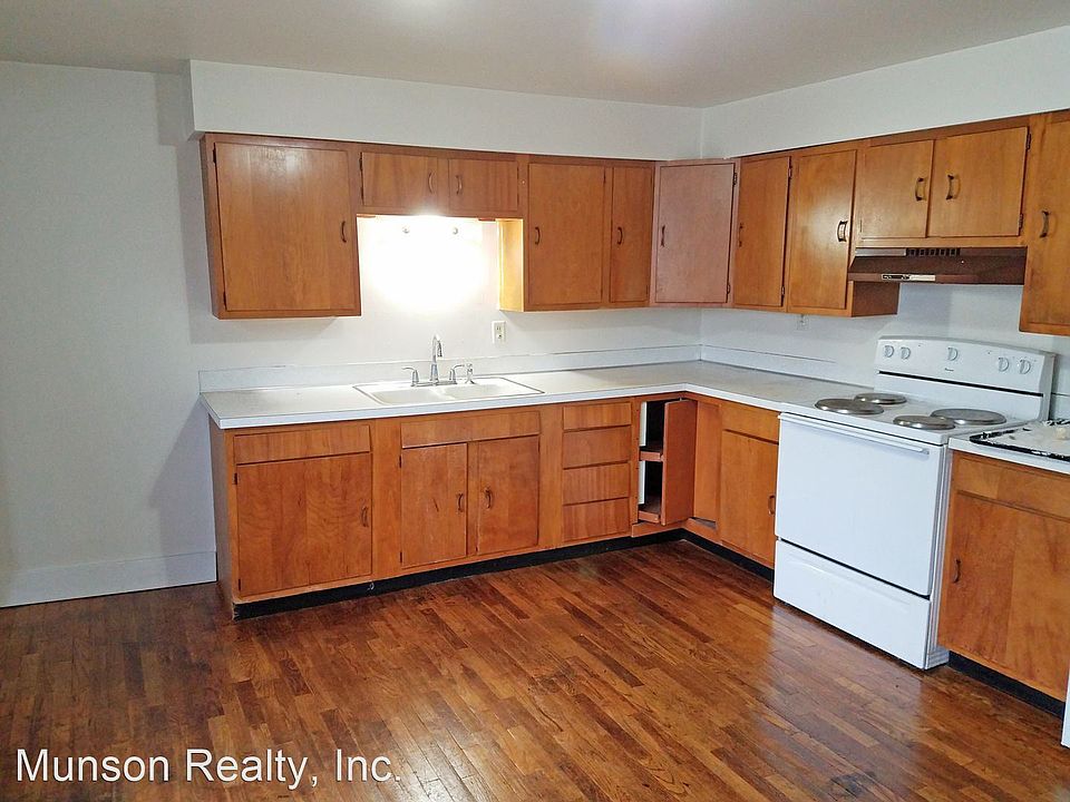 1st image of 314 6th St S #10275463