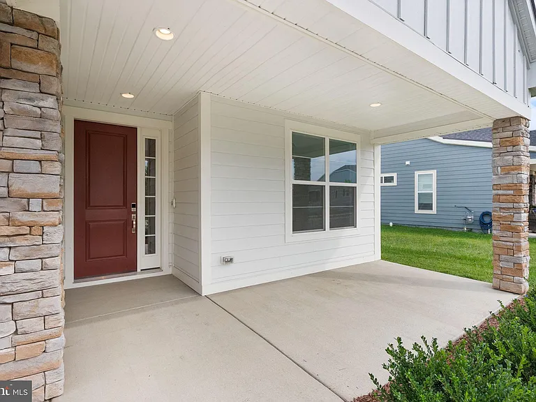 121 Cowbird St — Photo 8