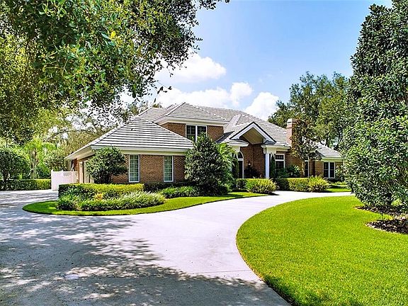 2nd image of 804 Guisando De Avila Dr