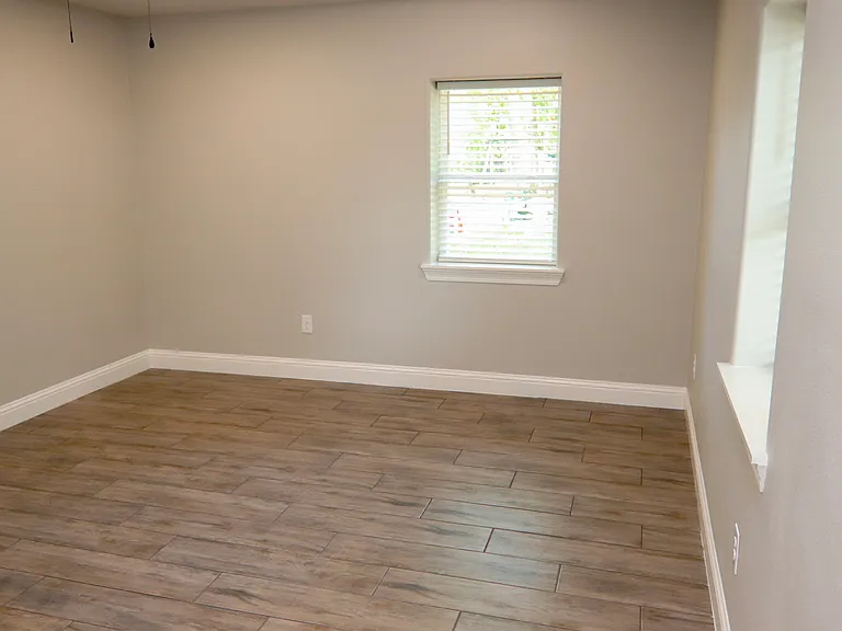 240 Mill St #B — Photo 2