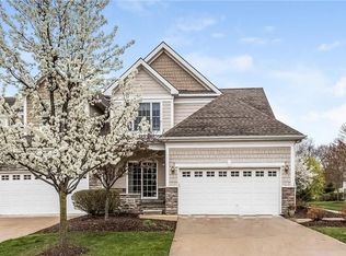 26033 Island Lake Dr, Novi, MI 48374