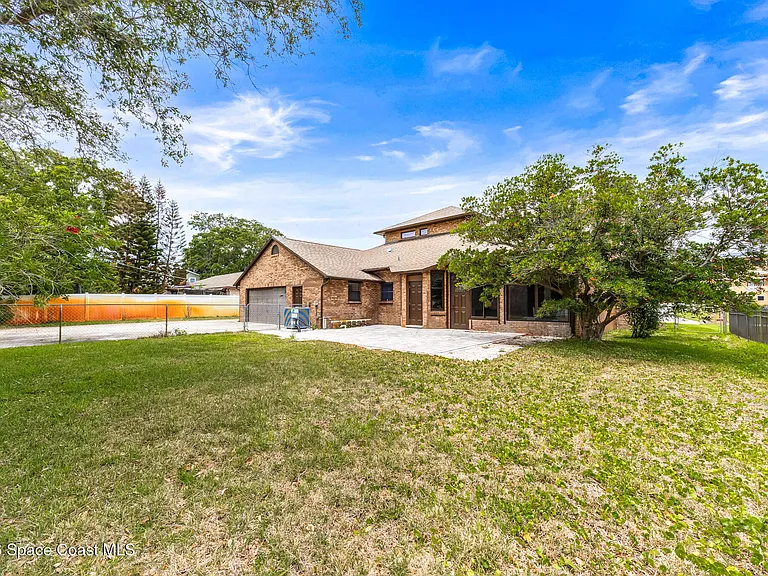 105 Brookhill Dr — Photo 36