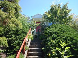 2716 38th Ave SW, Seattle, WA 98126