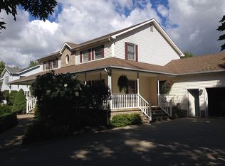 321 Hillyer Dr, Jefferson, OH 44047