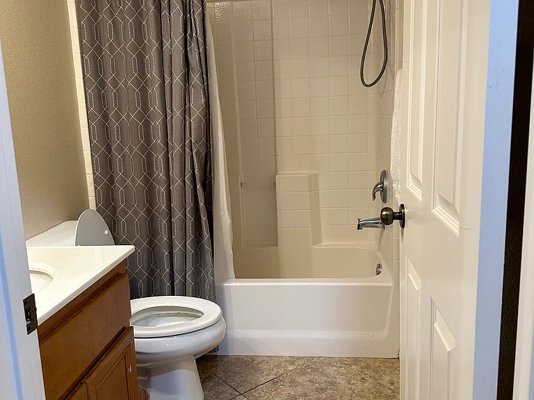 2471 N Cameo Ct — Photo 4