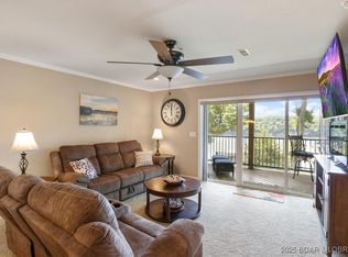 54 Park Pool Dr #1B, Kaiser, MO 65047