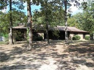 51 Little John Ln, Dry Prong, LA 71423