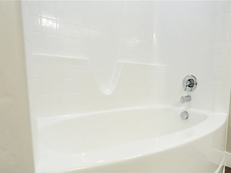 1727 E Talon Way — Photo 3