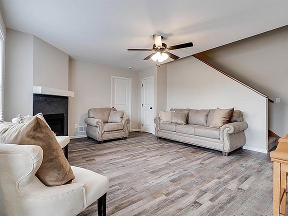 4th image of 2806 Chasehire Dr
