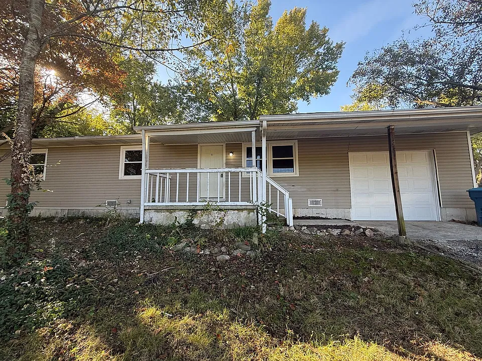 5 Hillside Dr