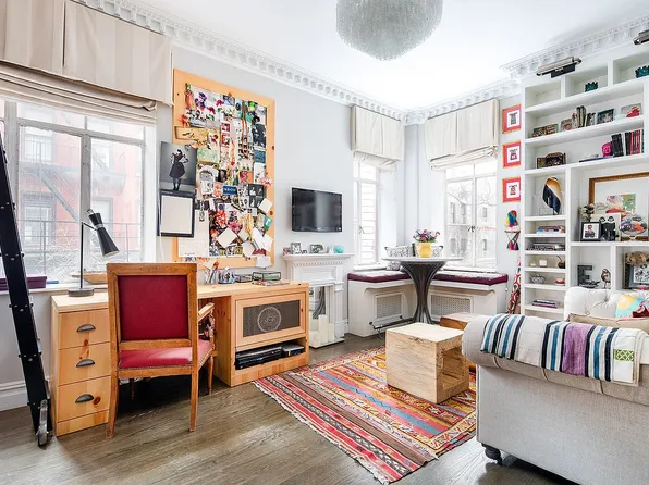 32 Downing St APT 2D, Manhattan, NY 10014