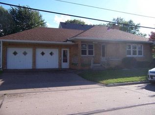 304 20th Ave, Moline, IL 61265