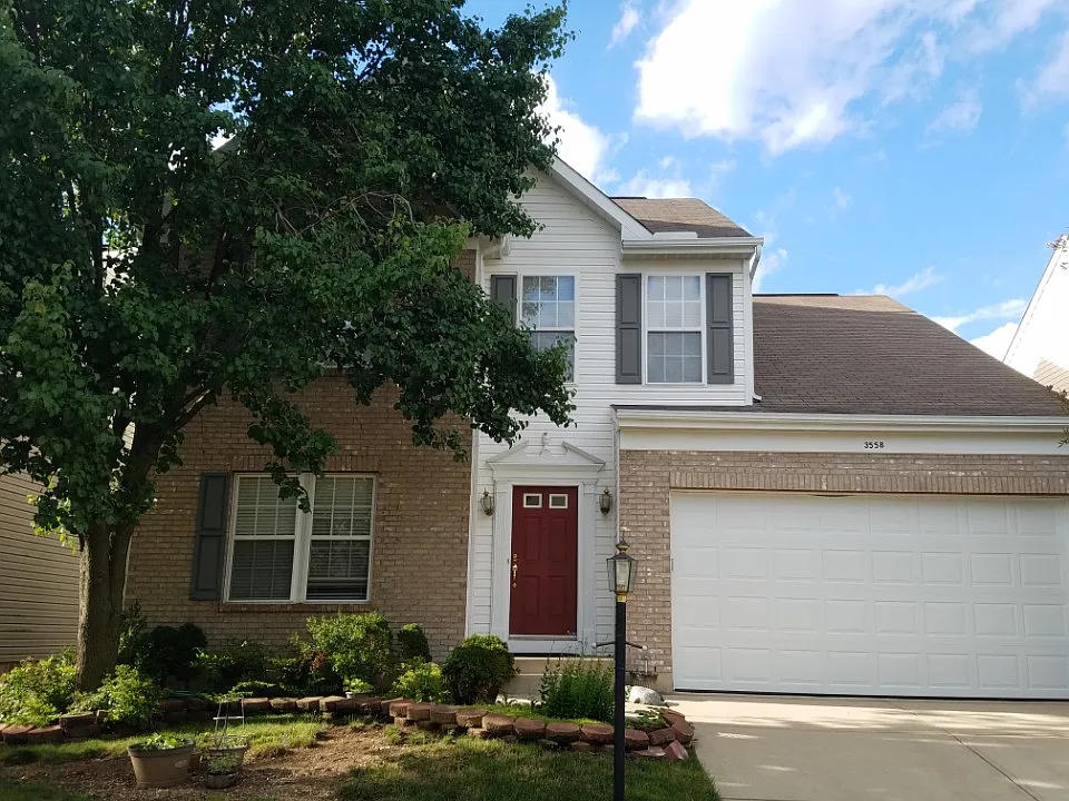 3558 King Edward Way