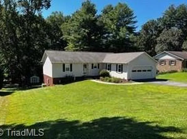 638 Ridgecrest St, Wilkesboro, NC 28697