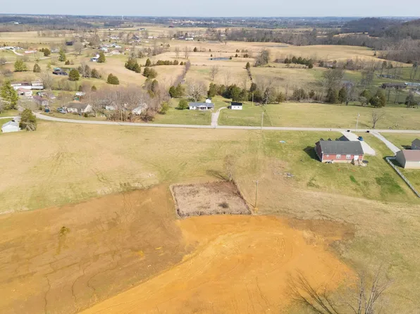 27 Welch Rd, Jeffersonville, KY 40337