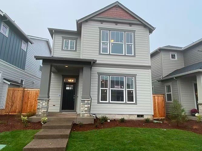 1st image of 4133 SE 69th Ave