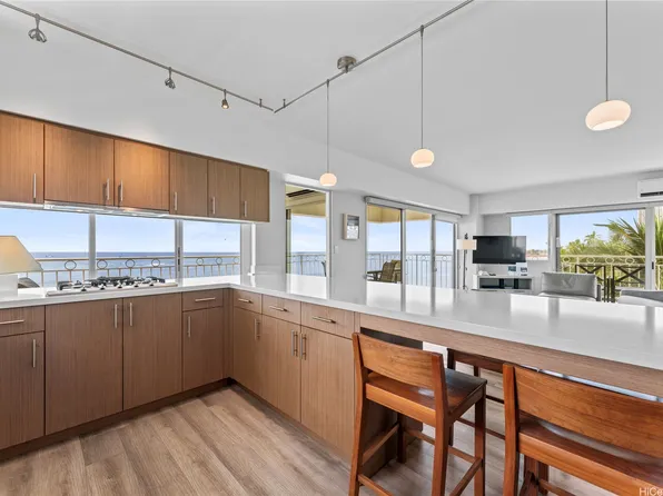 2161 Kalia Rd APT 500, Honolulu, HI 96815