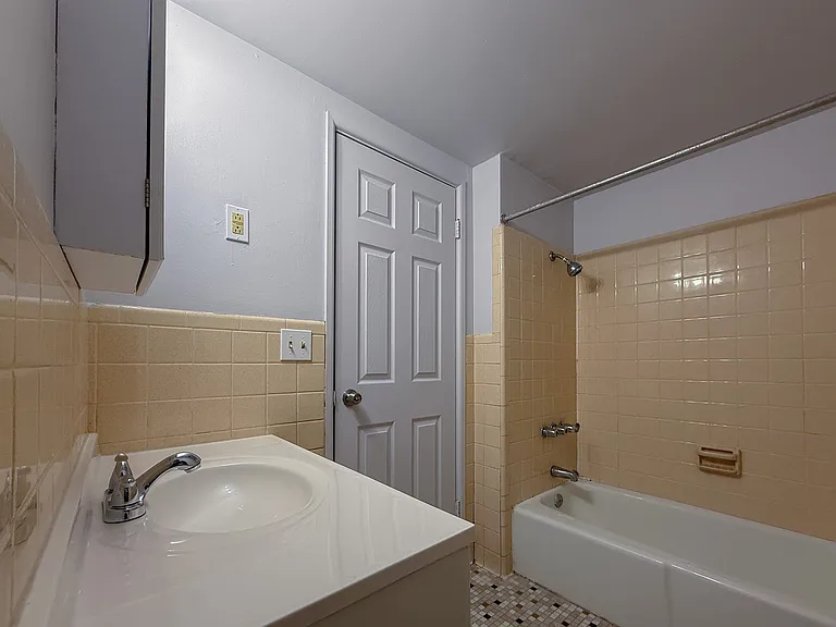 Bathroom Bathroom