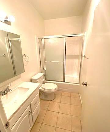 5th image of 868 S Kingsley Dr #1180