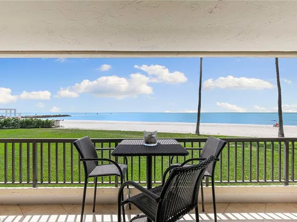 2398 Gulf Shore BLVD N #101, NAPLES, FL 34103