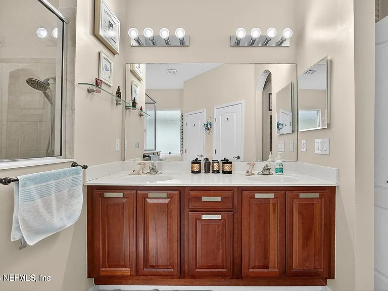 601 Reflection Cove Rd — Photo 28
